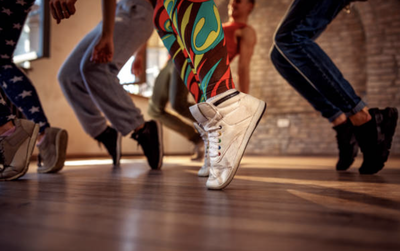 Taller dances urbanes Centre Cívic la Guixa de Vic.